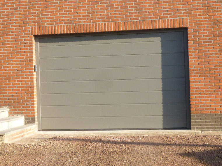 Hörmann - Klassieke garagepoort M-profilering Grijs, uit staal