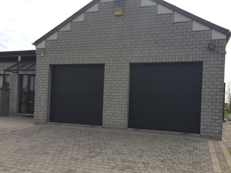 Hörmann - Klassieke garagepoort M-profilering Grijs, uit staal