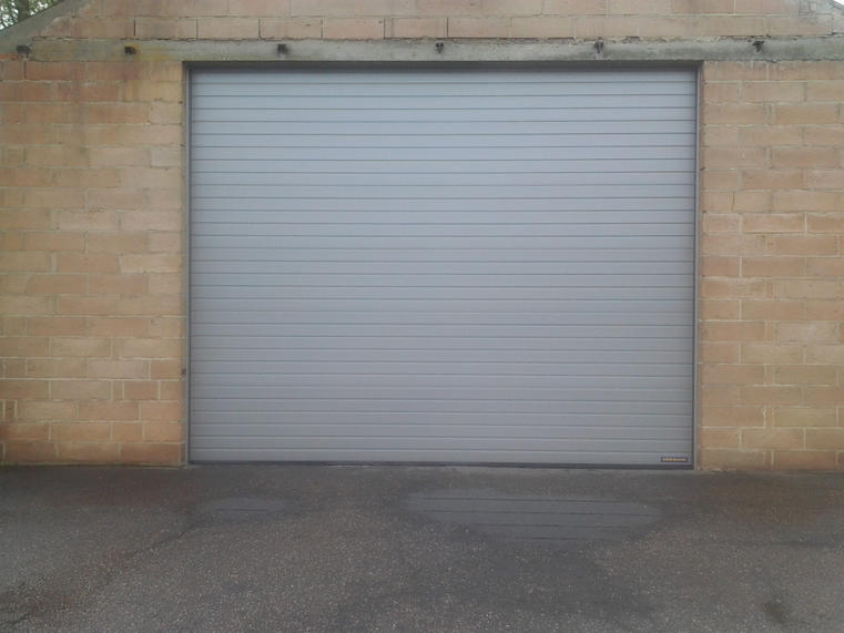 Hörmann - Klassieke garagepoort S-profilering Grijs, uit staal