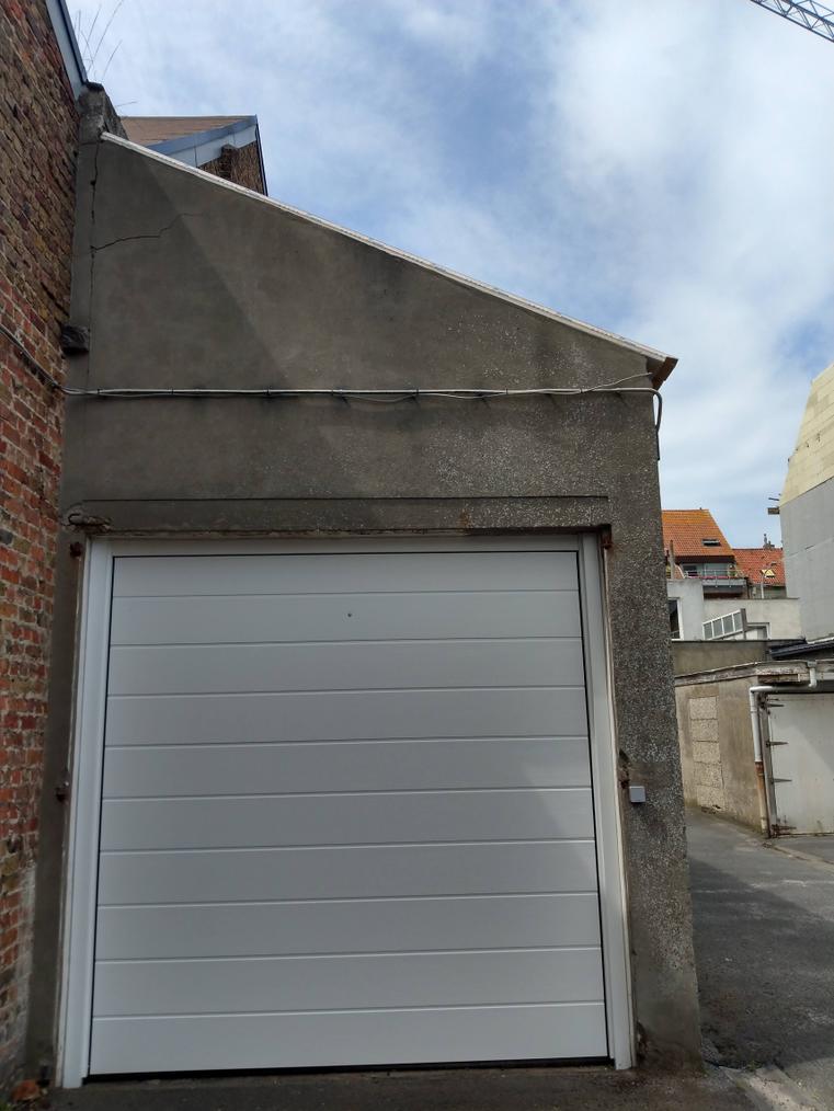 Hörmann - Klassieke garagepoort M-profilering Wit, uit staal