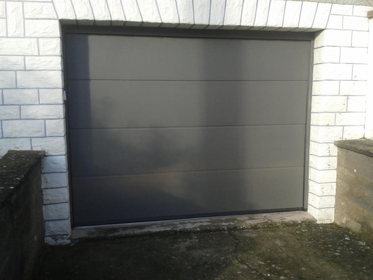 Hörmann - Klassieke garagepoort L-profilering Grijs, uit staal