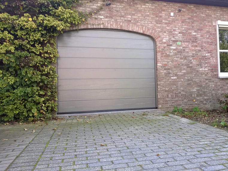 Hörmann - Klassieke garagepoort M-profilering Grijs, uit staal