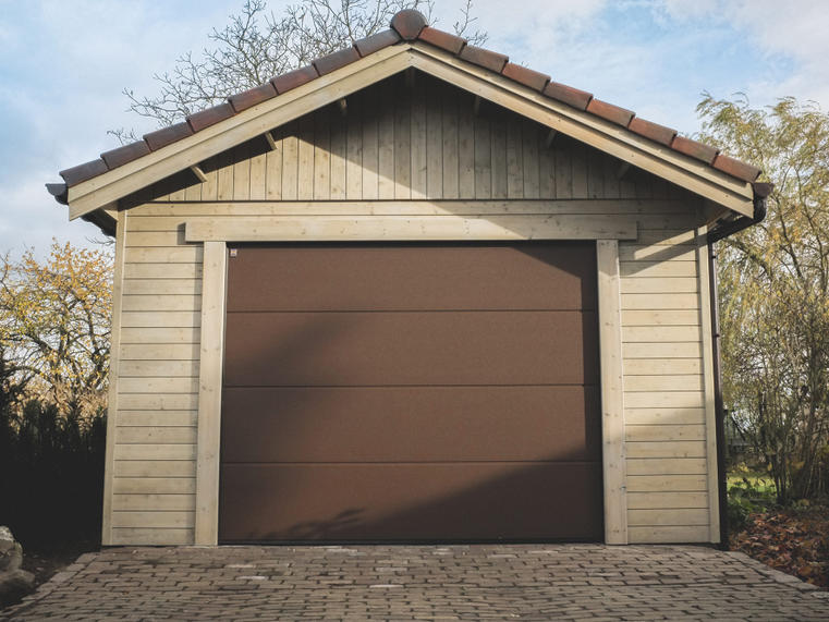Hörmann - Klassieke garagepoort L-profilering Bruin, uit staal
