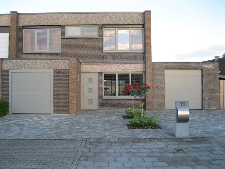 Hörmann - Klassieke garagepoort L-profilering Grijs, uit staal