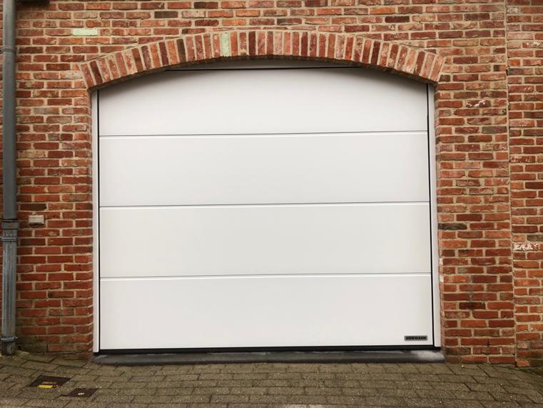 Hörmann - Klassieke garagepoort L-profilering Wit, uit staal