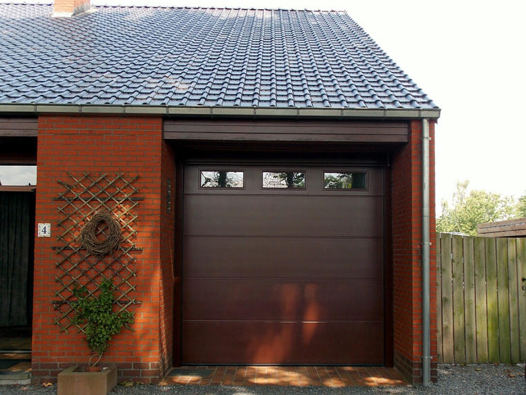 Hörmann - Porte de garage classique Rainures-L Brun, en acier