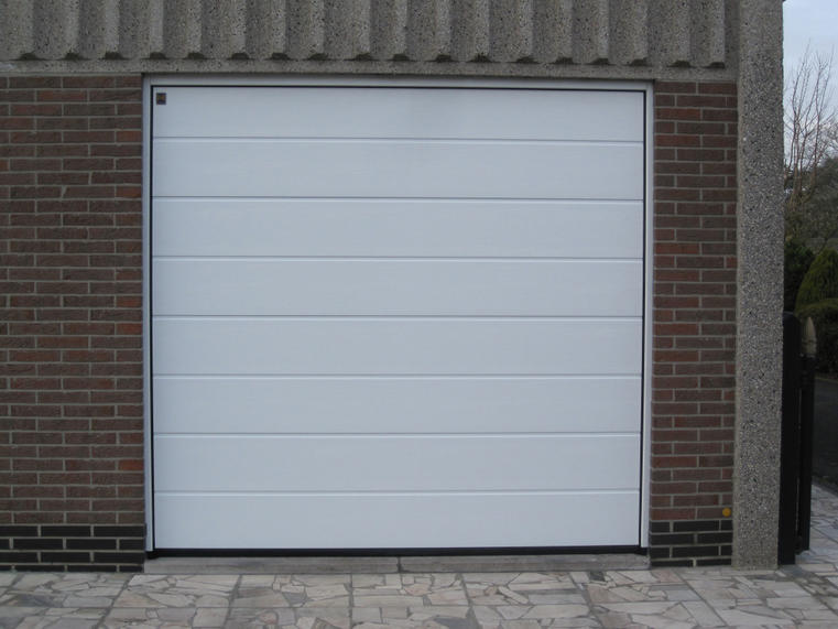 Hörmann - Klassieke garagepoort M-profilering Wit, uit staal