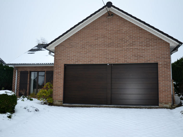 Hörmann - Klassieke garagepoort M-profilering Houtlook, uit staal