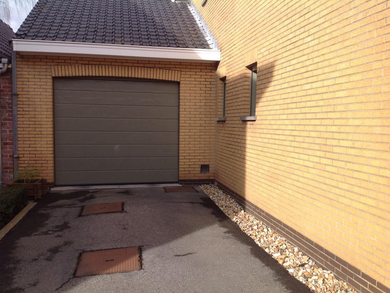 Hörmann - Klassieke garagepoort M-profilering Grijs, uit staal