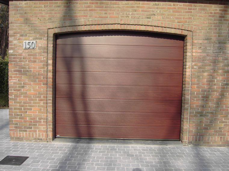 Hörmann - Klassieke garagepoort M-profilering Houtlook, uit staal
