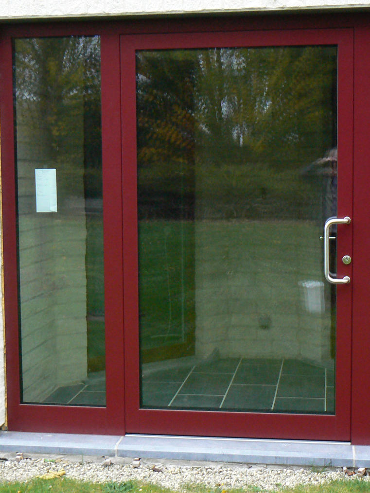 Hörmann - Portes d'entrée avec vitrage classique  Rouge, en aluminium