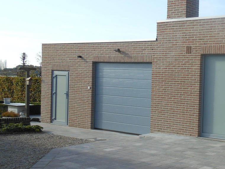 Hörmann - Klassieke garagepoort M-profilering Grijs, uit staal