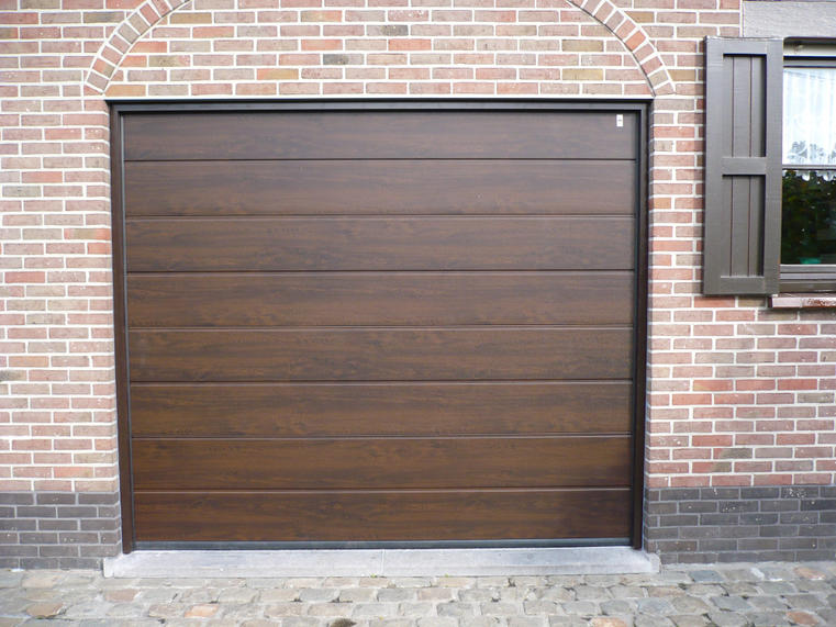 Hörmann - Klassieke garagepoort M-profilering Houtlook, uit staal