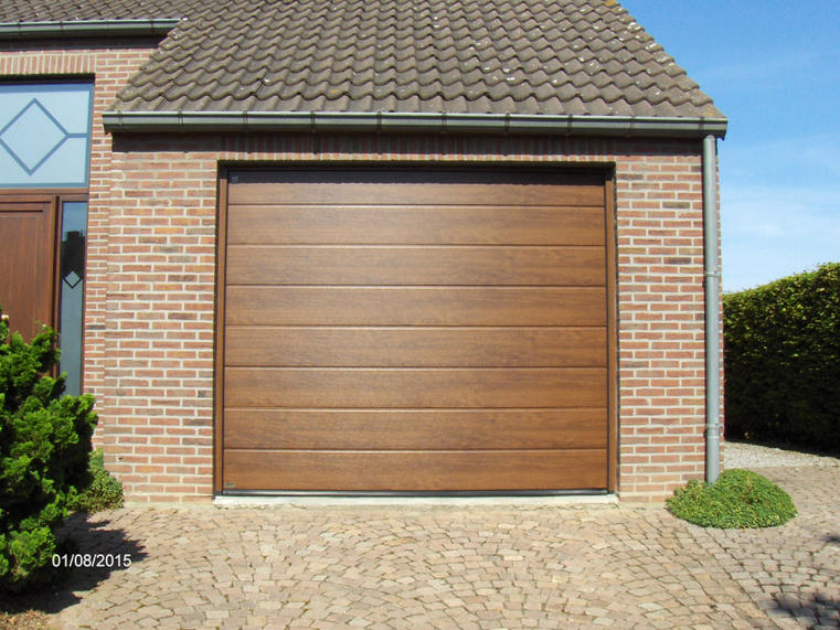 Hörmann - Klassieke garagepoort M-profilering Houtlook, uit staal