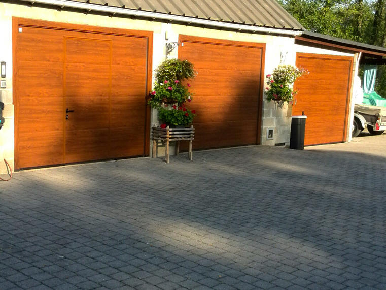 Hörmann - Klassieke garagepoort S-profilering Houtlook, uit staal