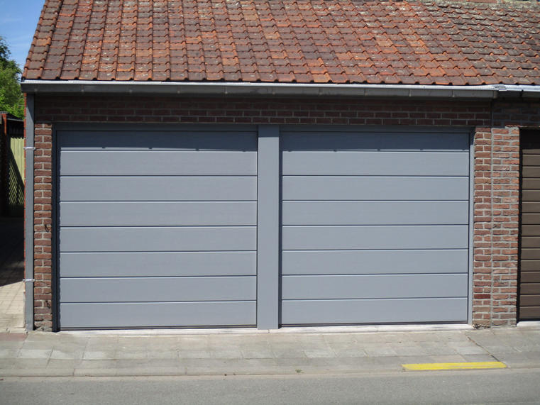 Hörmann - Klassieke garagepoort M-profilering Grijs, uit staal