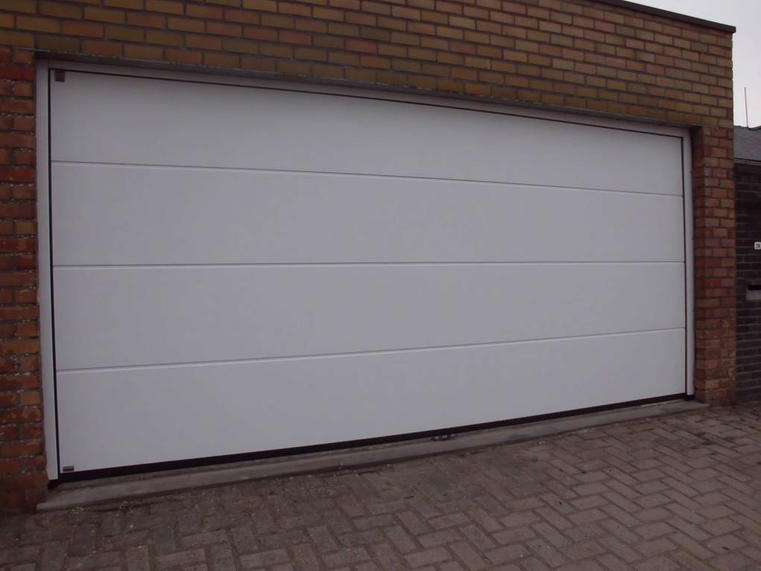 Hörmann - Klassieke garagepoort L-profilering Wit, uit staal