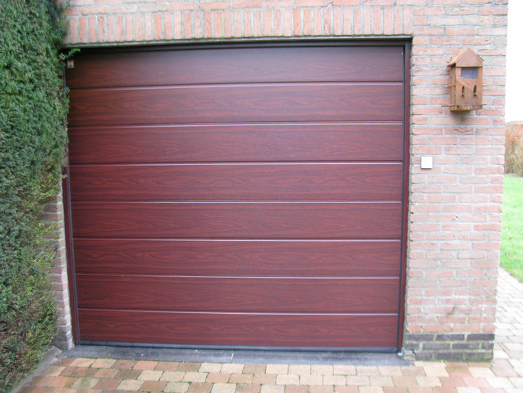Hörmann - Klassieke garagepoort M-profilering Houtlook, uit staal