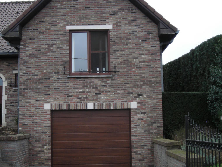 Hörmann - Klassieke garagepoort M-profilering Houtlook, uit staal