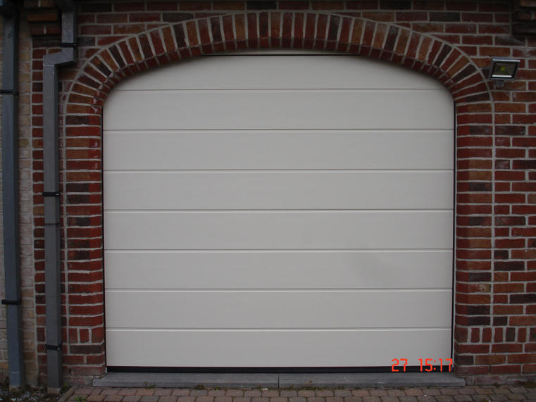 Hörmann - Porte de garage classique Rainures-M Blanc, en acier