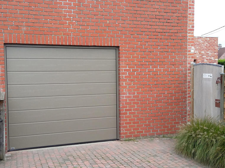 Hörmann - Klassieke garagepoort M-profilering Grijs, uit staal