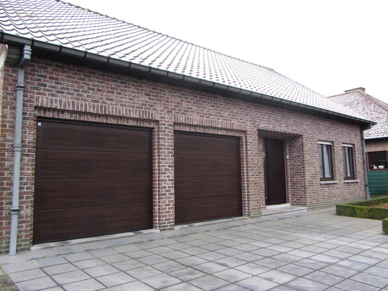 Hörmann - Klassieke garagepoort L-profilering Houtlook, uit staal