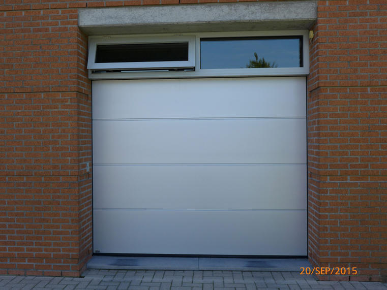 Hörmann - Moderne garagepoort L-profilering Wit, uit staal