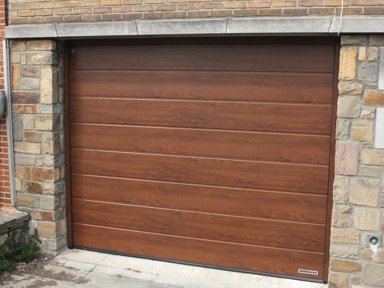 Hörmann - Klassieke garagepoort M-profilering Houtlook, uit staal