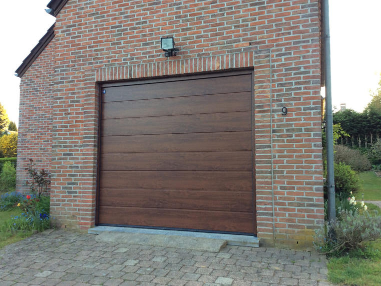 Hörmann - Klassieke garagepoort M-profilering Houtlook, uit staal
