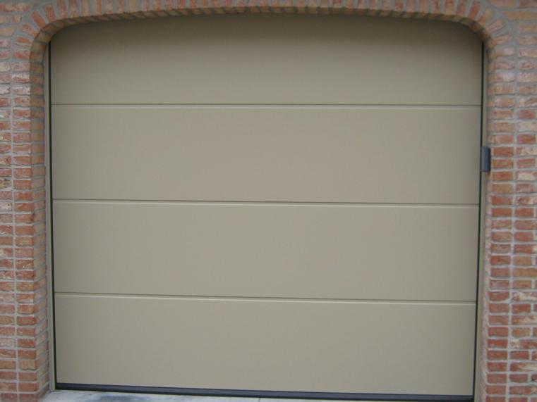 Hörmann - Klassieke garagepoort L-profilering Beige, uit staal