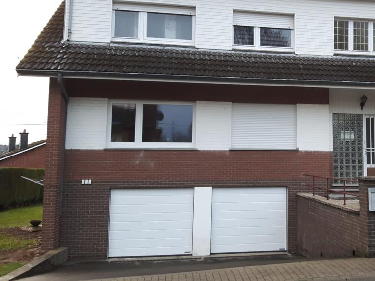 Hörmann - Klassieke garagepoort M-profilering Wit, uit staal