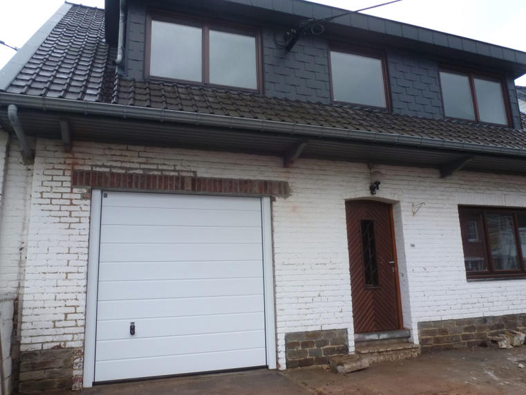 Hörmann - Klassieke garagepoort M-profilering Wit, uit staal