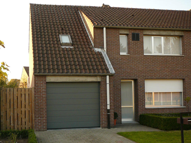 Hörmann - Klassieke garagepoort M-profilering Grijs, uit staal