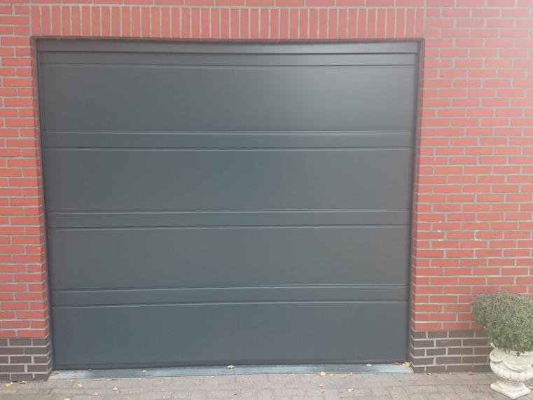 Hörmann - Klassieke garagepoort D-profilering Grijs, uit staal