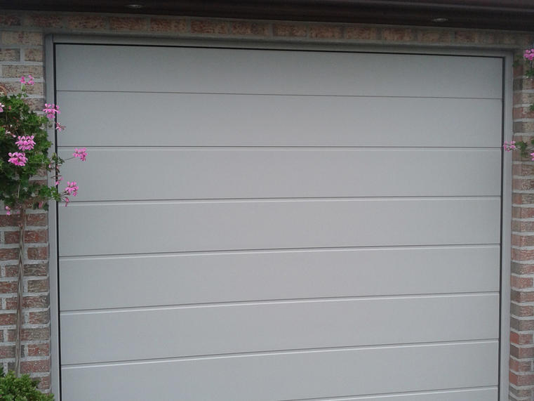 Hörmann - Klassieke garagepoort M-profilering Grijs, uit staal
