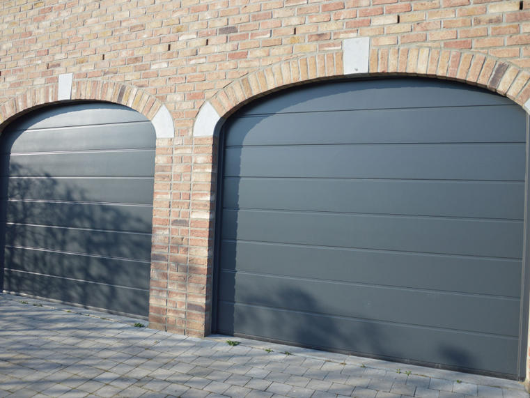 Hörmann - Klassieke garagepoort M-profilering Grijs, uit staal