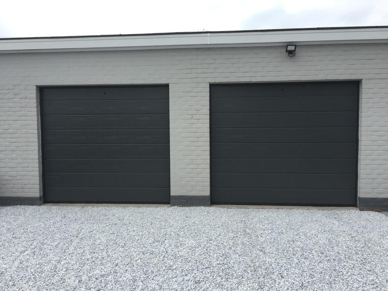 Hörmann - Klassieke garagepoort M-profilering Grijs, uit staal