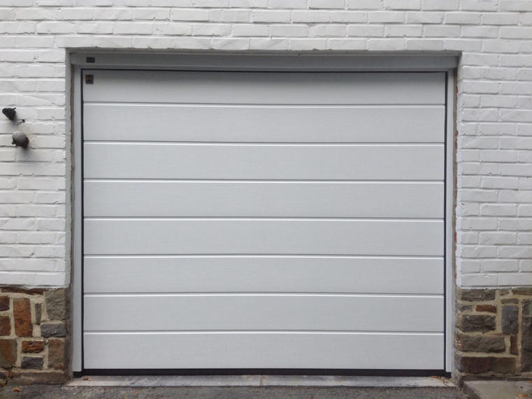Hörmann - Klassieke garagepoort M-profilering Wit, uit staal