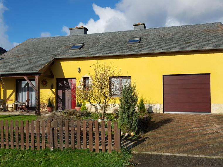 Hörmann - Klassieke garagepoort M-profilering Houtlook, uit staal