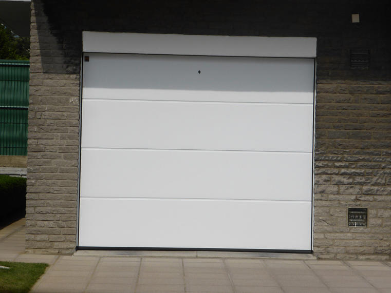 Hörmann - Klassieke garagepoort L-profilering Wit, uit staal