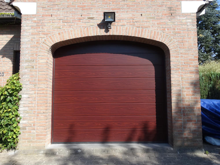 Hörmann - Klassieke garagepoort M-profilering Houtlook, uit staal