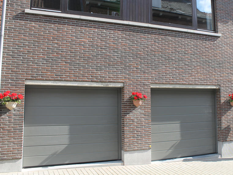 Hörmann - Klassieke garagepoort M-profilering Grijs, uit staal