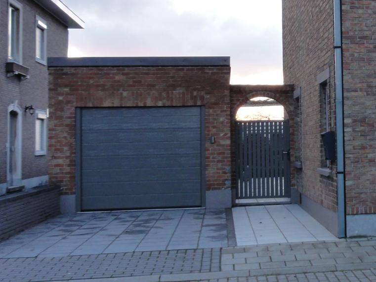 Hörmann - Klassieke garagepoort M-profilering Grijs, uit staal