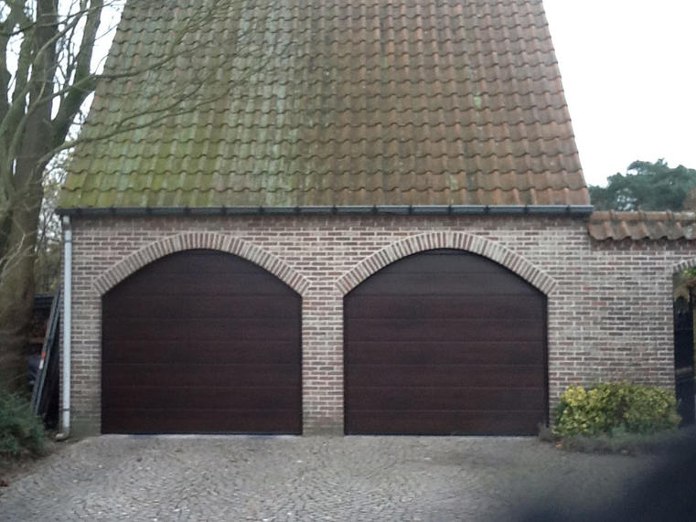 Hörmann - Moderne garagepoort M-profilering Houtlook, uit staal