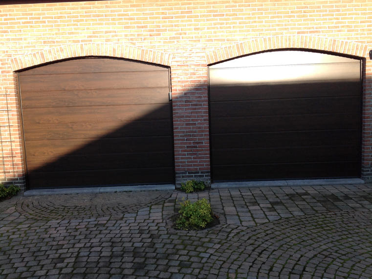 Hörmann - Klassieke garagepoort M-profilering Houtlook, uit staal