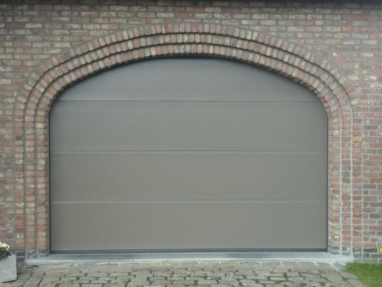 Hörmann - Klassieke garagepoort L-profilering Groen, uit staal