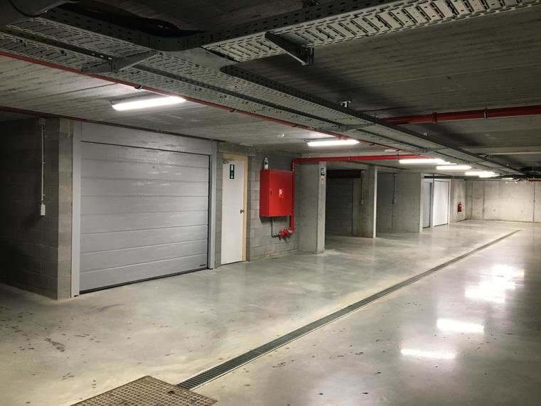 Hörmann - Klassieke garagepoort M-profilering Grijs, uit staal