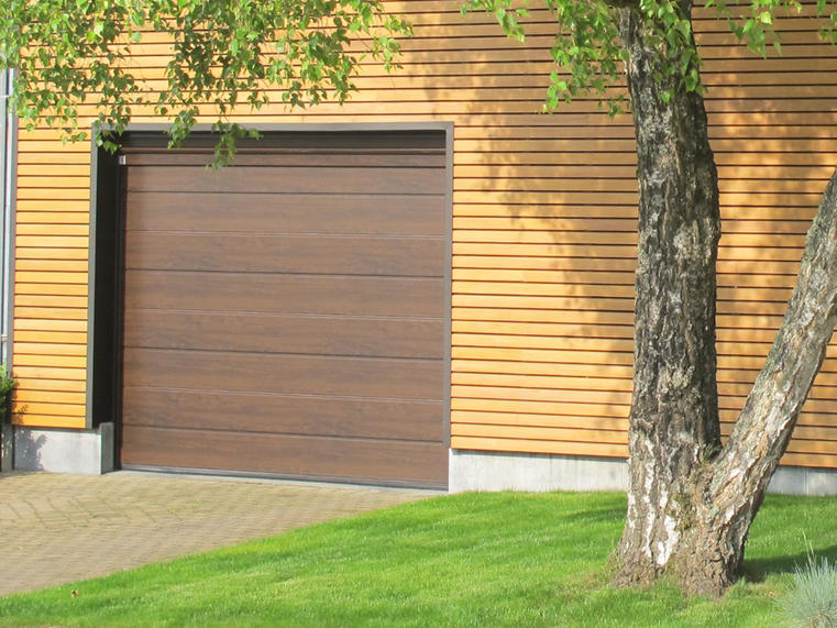 Hörmann - Klassieke garagepoort M-profilering Houtlook, uit staal