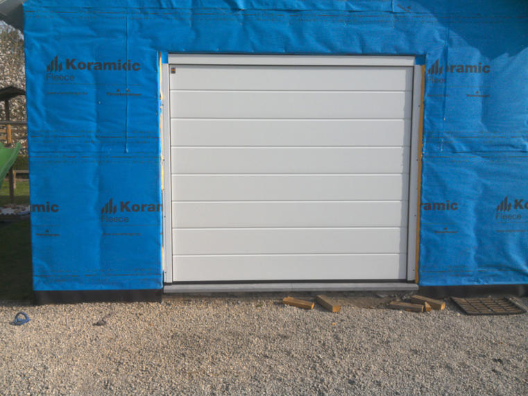 Hörmann - Klassieke garagepoort M-profilering Wit, uit staal