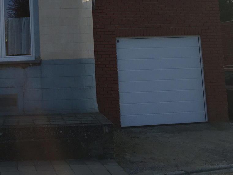 Hörmann - Klassieke garagepoort M-profilering Wit, uit staal